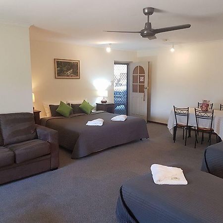 Beachport Motor Inn Екстер'єр фото