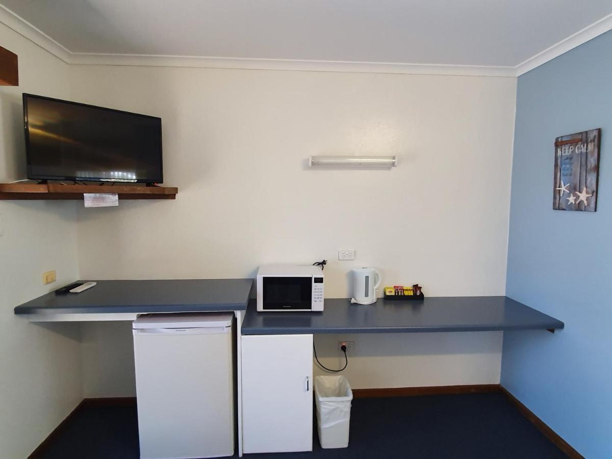 Beachport Motor Inn Екстер'єр фото