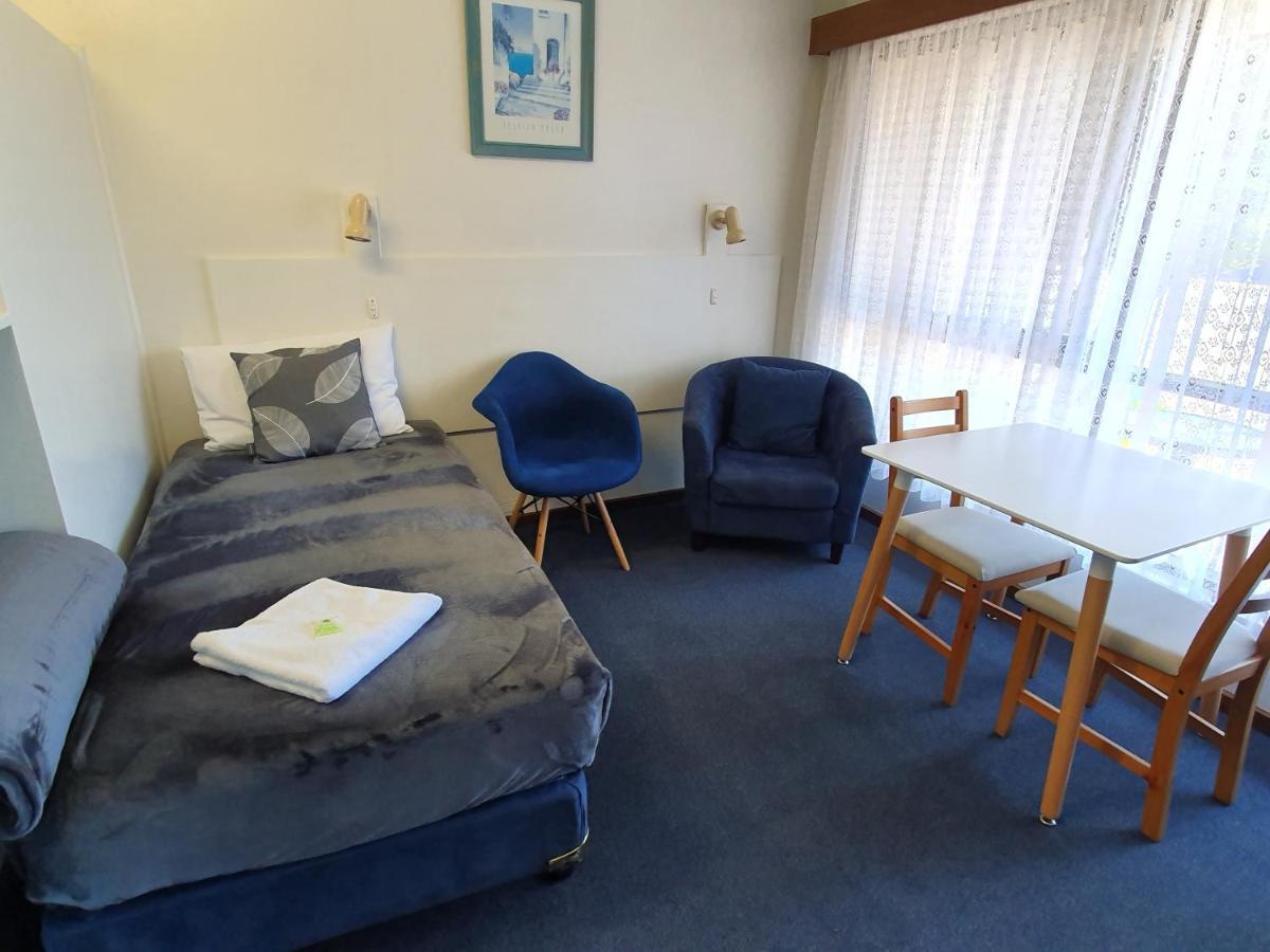 Beachport Motor Inn Екстер'єр фото