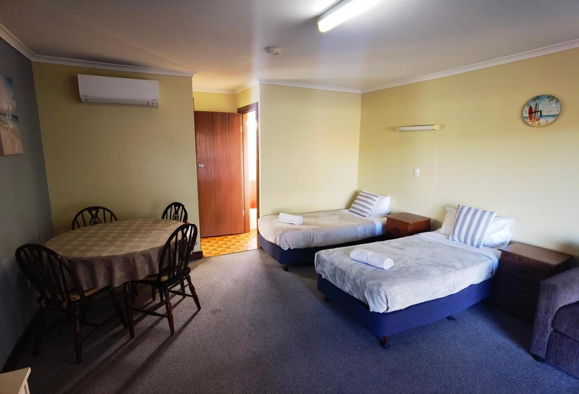 Beachport Motor Inn Екстер'єр фото